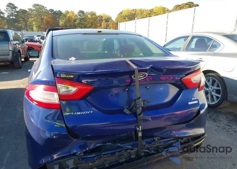 2013 Ford Fusion Se z USA, uszkodzony, nr VIN 3FA6P0H98DR220426